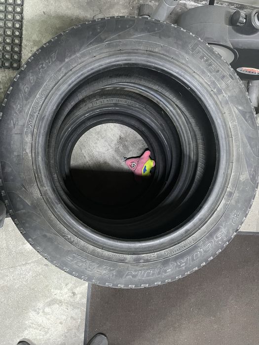 Продам комплект летних шин Pirelli