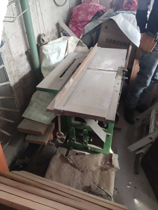 Продам станок деревообрабатывающий ML 392