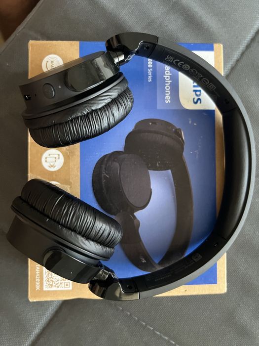 Casti Philips seria 4000 TAH4209bk