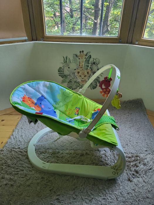 Fisher price бебешки шезлонг