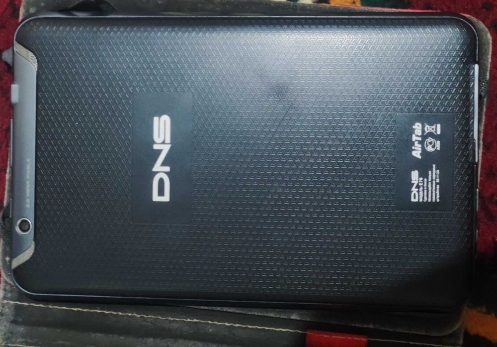 Продам или обмен планшет DNS на запчасть