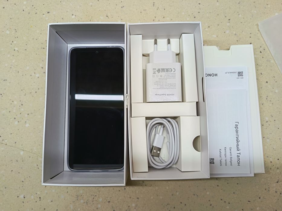 Honor x9c yengi telefon