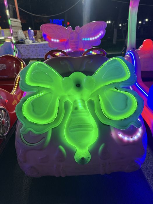 Продам светящий машинки