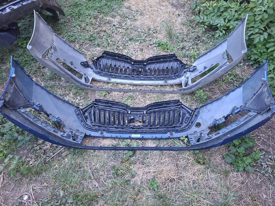 Bară Față Octavia 4 și octavia 4 facelift cu grilă