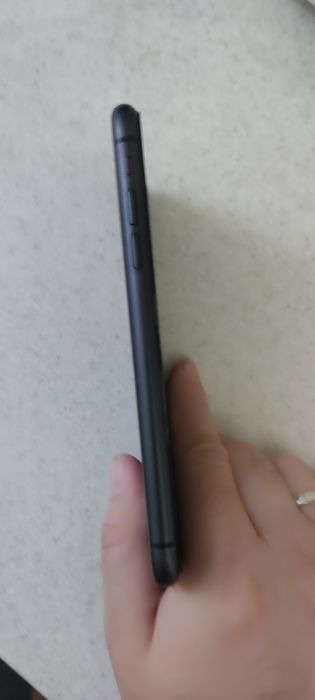 Айфон 11 128 гб.