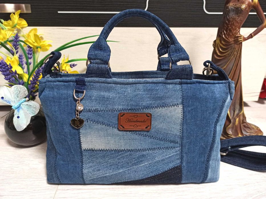 Ръчно изработена малка дънкова чанта