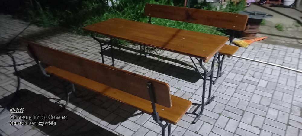 Стол и 2 скамейки продам срочно