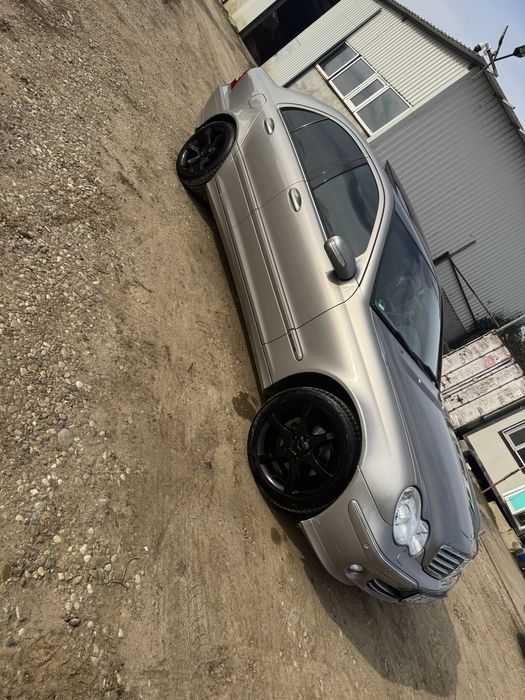 Vand mercedes c 180 compresor!