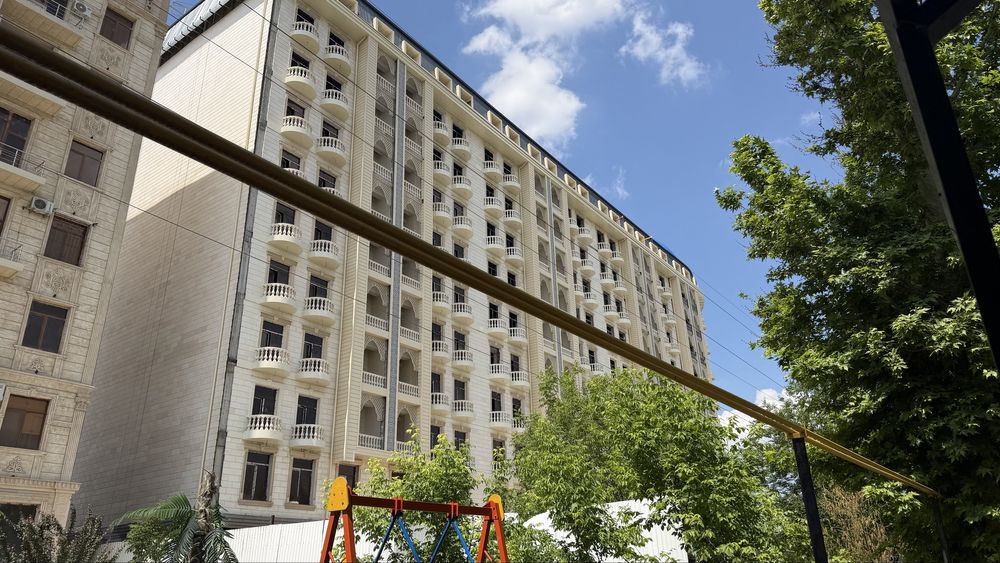 Продается квартира на массиве Феруза