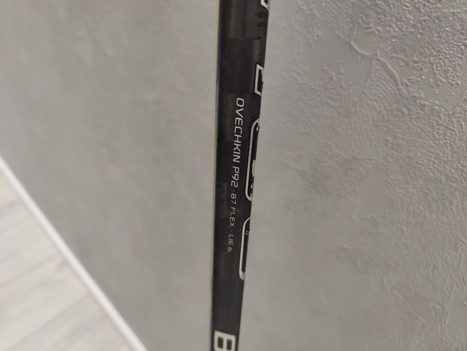 Клюшка bauer правый хват!