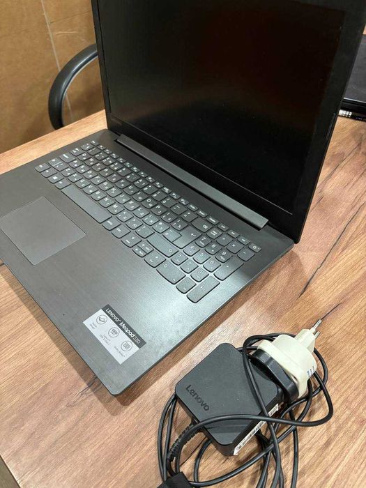 Notebook Lenova 81 DE