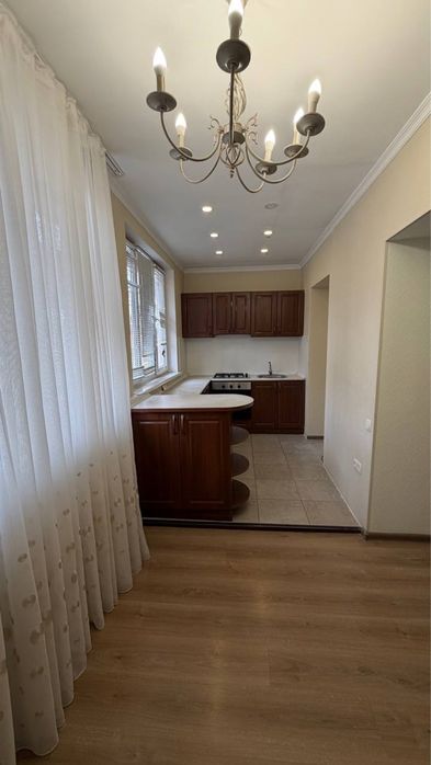 Срочно якасарайский район 4 комнаятная моно под офис