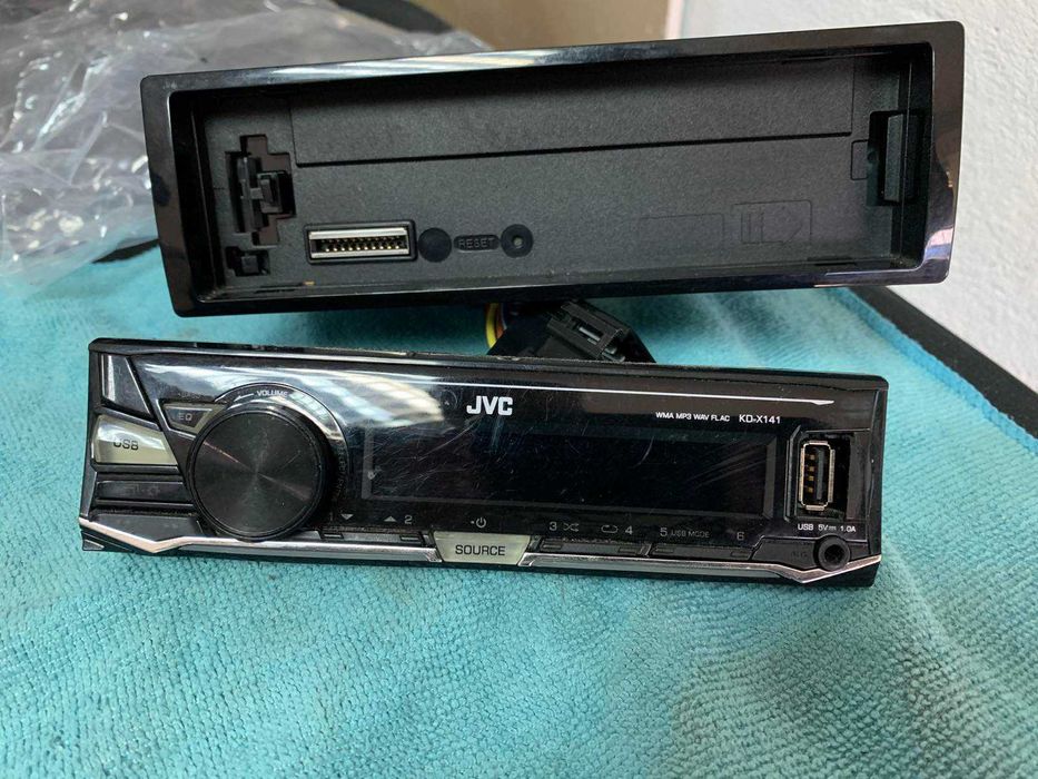 PLAYER Плеар с флашка JVC