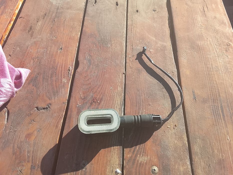Поворотник на электро скутер