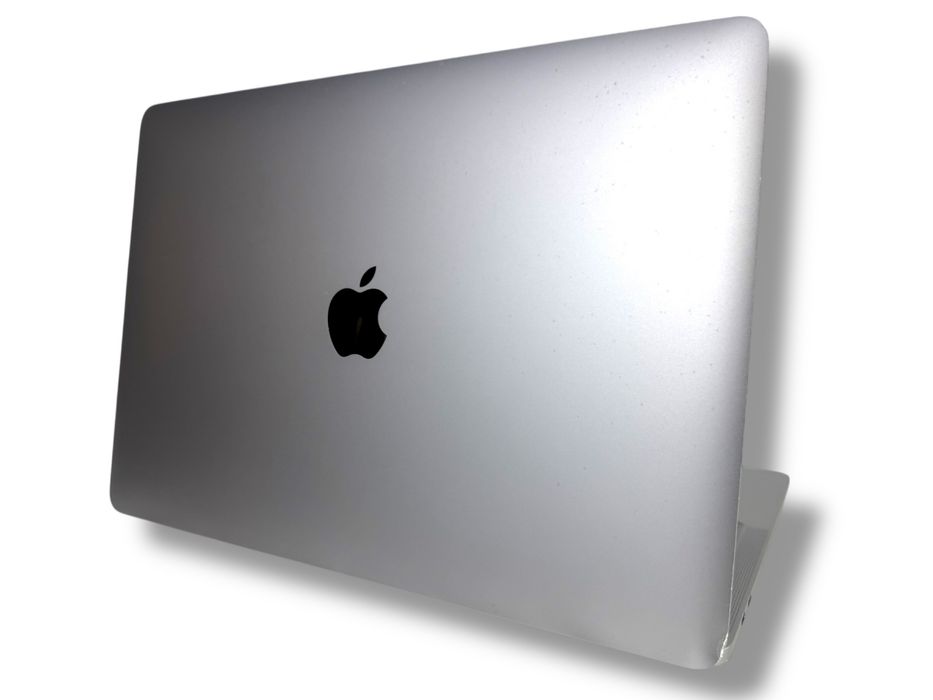 Apple MacBook Pro 13 M2 8RAM 256GB Touch Bar Space Gray 96% Батерия!