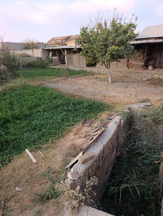 Kogonda 5 sotixlik qurilishi tugallanmagan uy sotiladi...