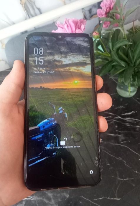 Продам oppo A31 в хорошем состоянии