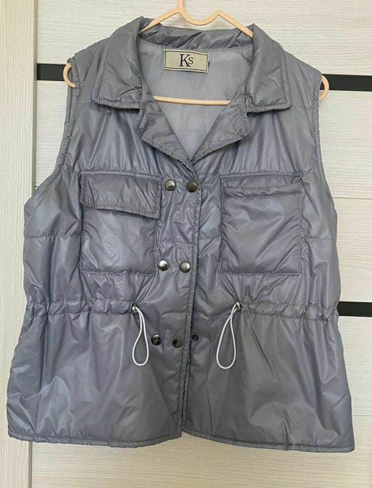 Продам три пакета женской одежды