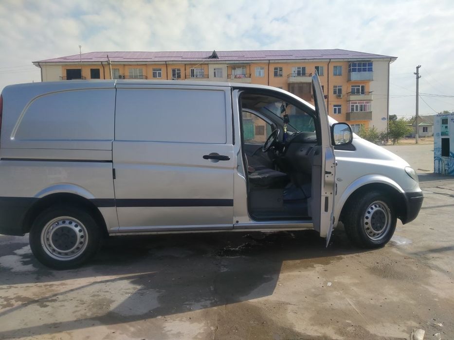 Мерседес бенс111