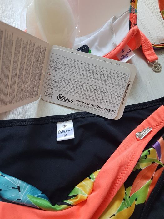 Costum de baie 2 piese Marko marimea S/XS Corai