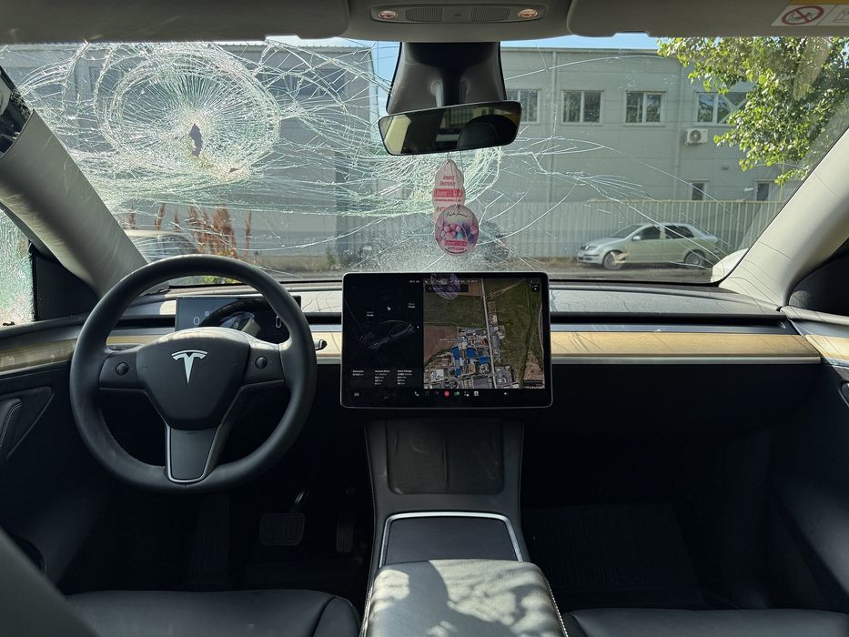 Tesla Model Y 2022 Avariat| Electric | 67.641km