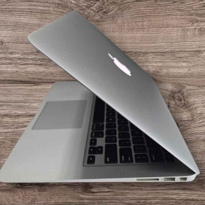 MacBook Air ( 13-inch, Early 2015 )