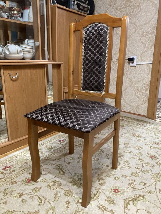 Продам стол со стульями