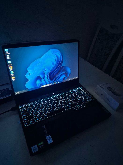 Игровой ноутбук Lenovo IdeaPad Gaming 3 15IMH05