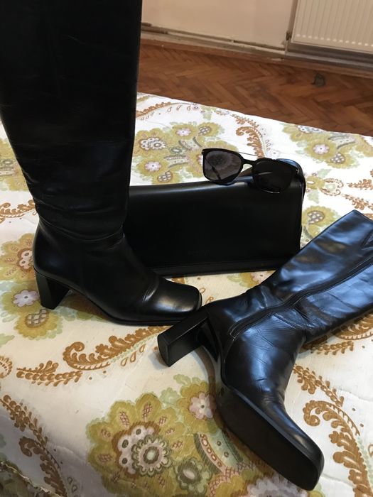 Cizme de piele inalte, cu toc