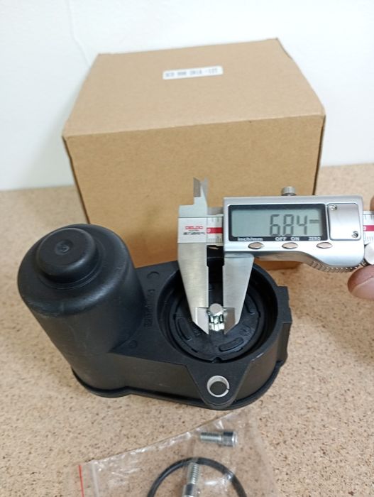 Электро мотор ручника Passat B6