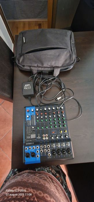 Mixer Yamaha  ca nou.
