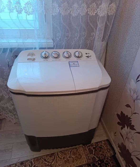 Срочно продам рабочий стиральная машинка LG цена окончательно 35000т