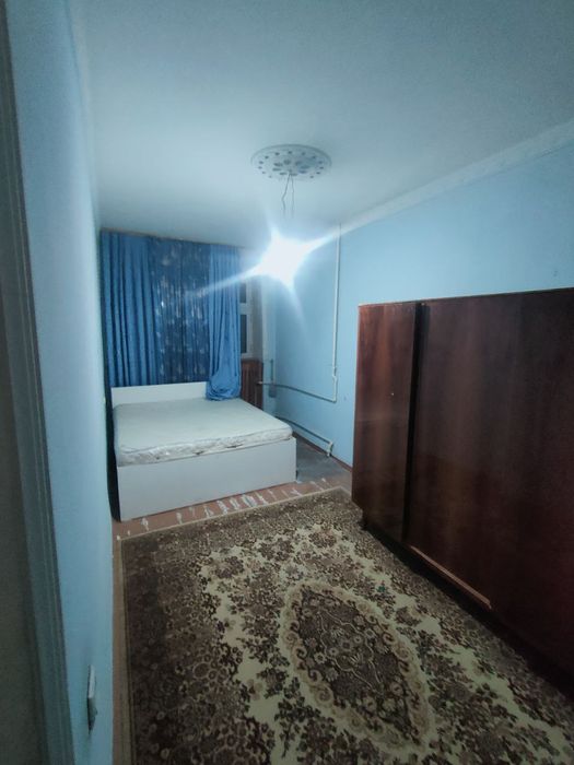 Эльбек 2-ком Свердловская кирпич 72.000у.е.