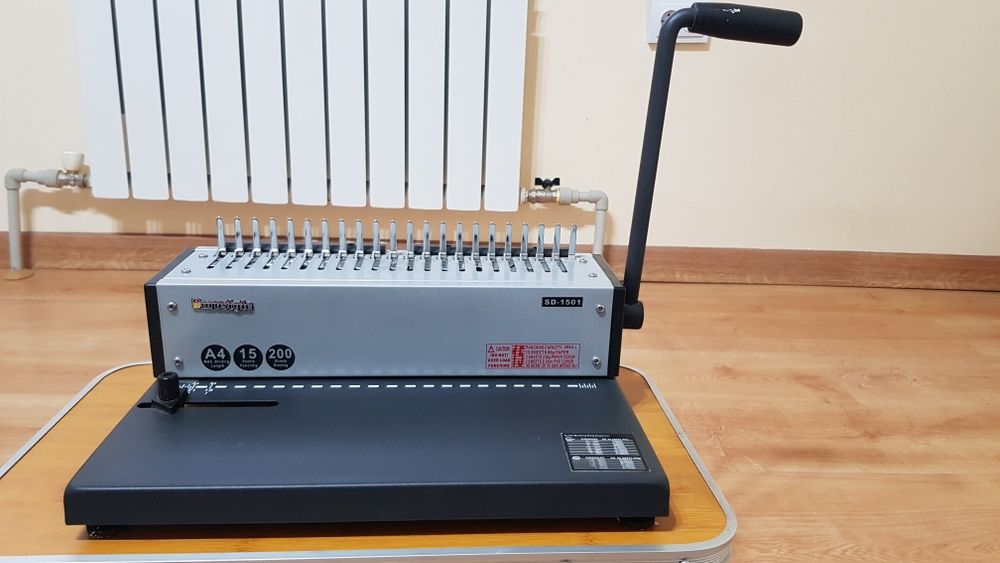 Переплетчик- брошюратор для книг