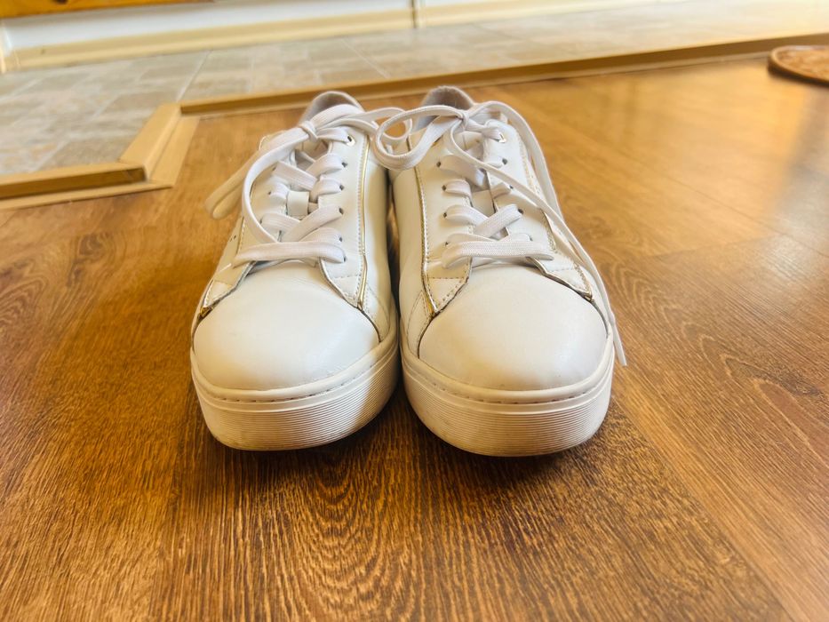 Armani exchange sneakers 40