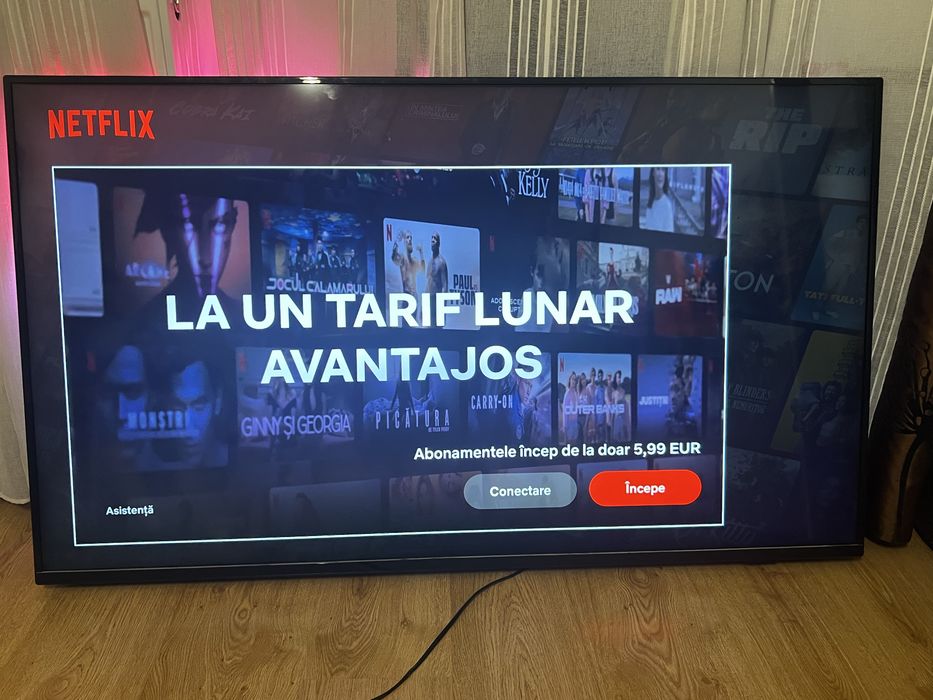 TV Philips 55”(inch) 4K UHD Smart TV + Ambilight