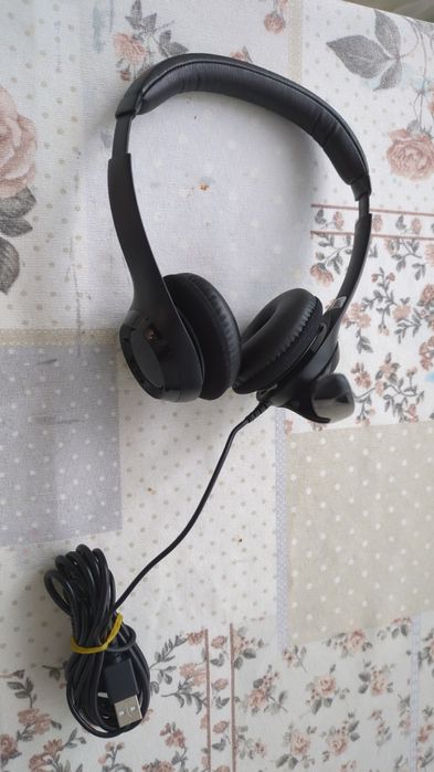 Logitech H390 USB слушалки с микрофон – отлична кондиция, почти нови!