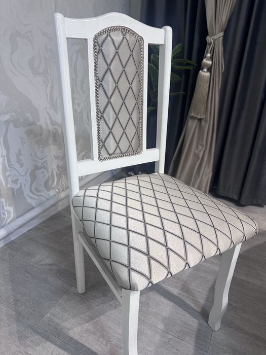 Продам стулья 8 шт за 30000тг