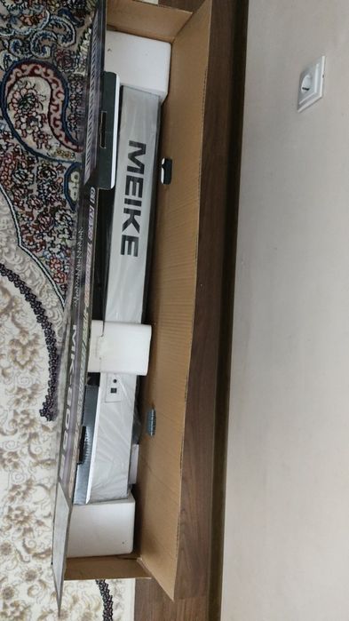 Синтезатор 805 ва 812 бендирли янги