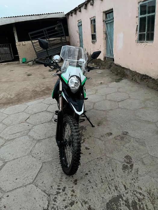 Мотоцикл  сатылады