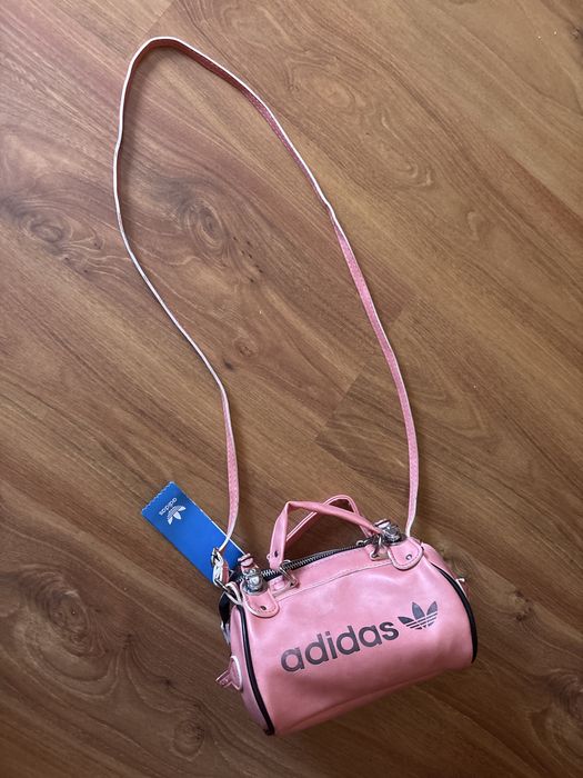 Чанта розова нова “Adidas”