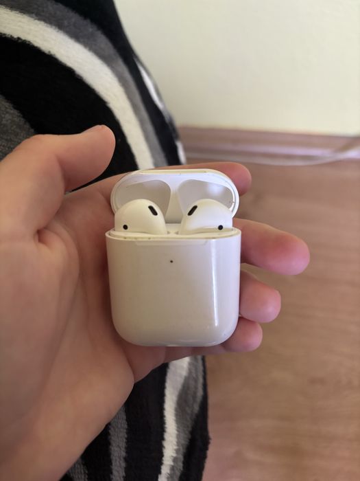 airpods pro 2  aproape noi