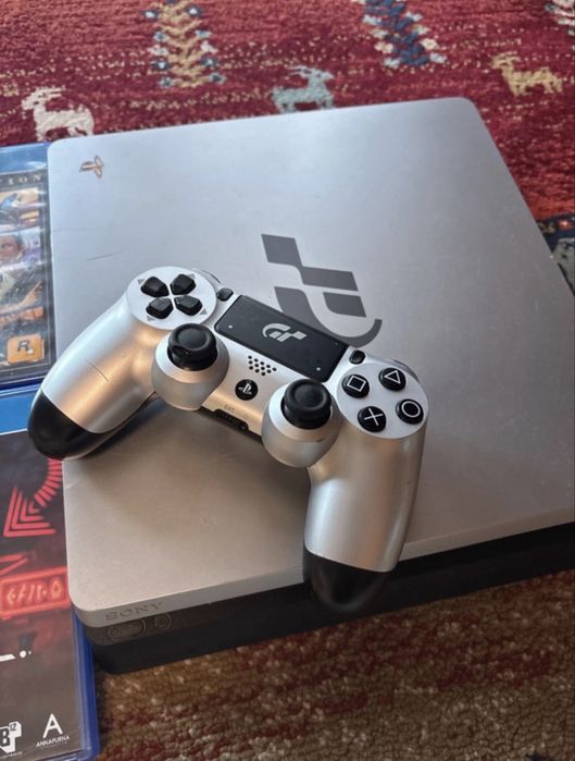 PlayStation 4 Slim 1TB - Ediție Limitată Gran Turismo Sport + 6 Jocuri