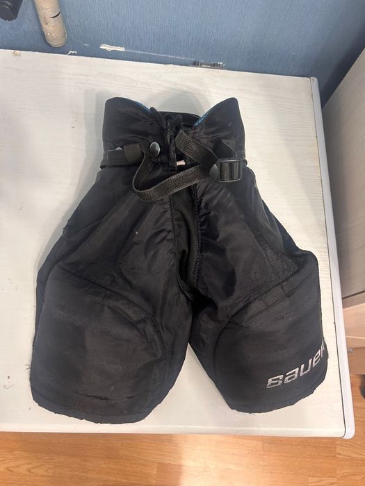 Шорты хоккейнные б/у