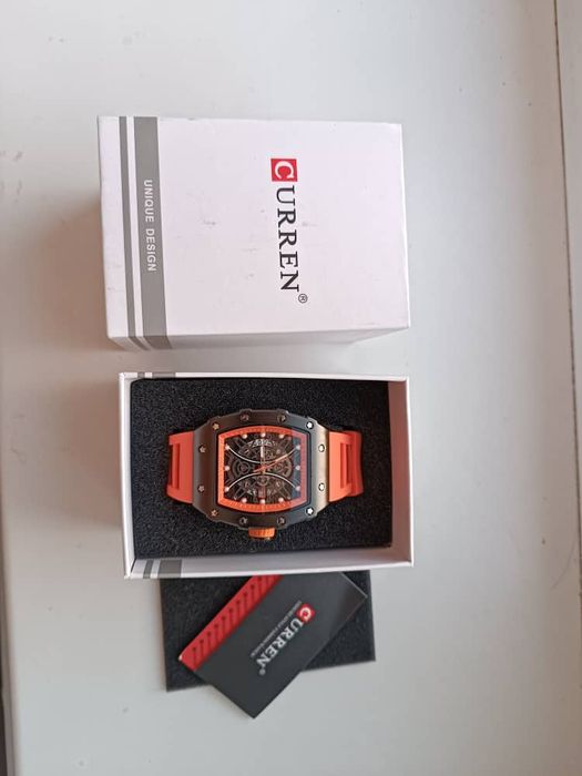 Curren 8438 часы