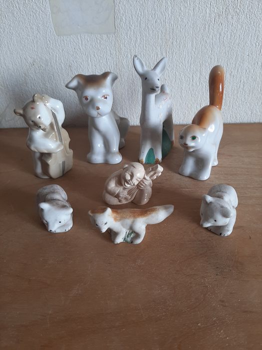 Статуэтки разные