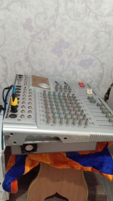 Активный Уселитель 400 Ват