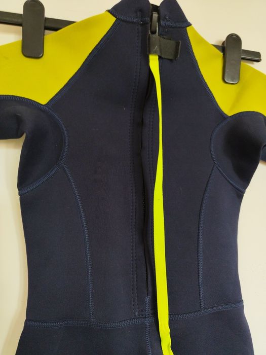 Decathlon costum neopren copii