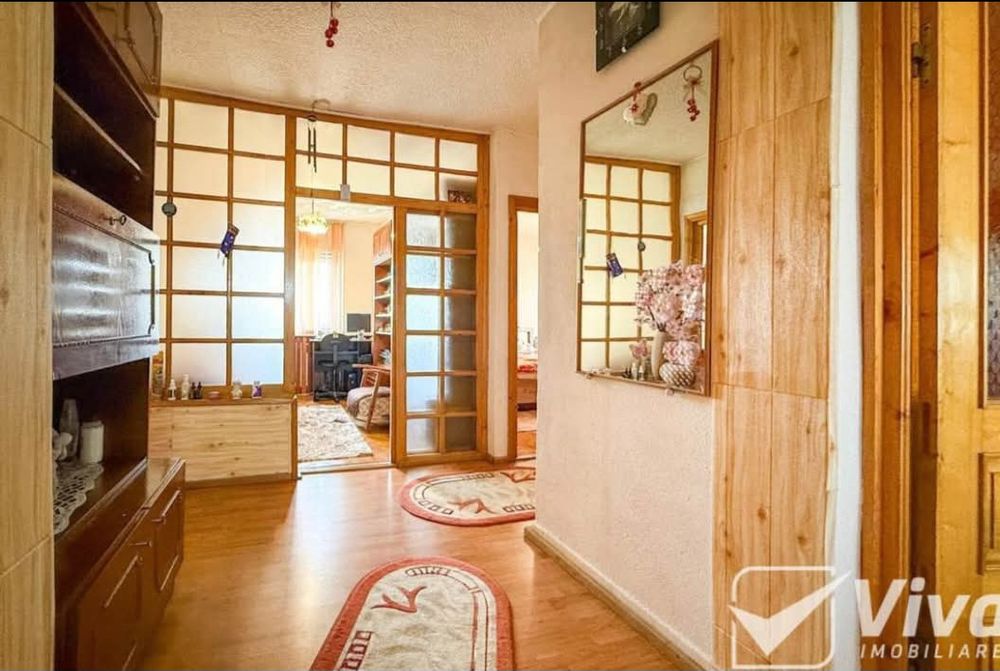Vând apartament 4 camere Pacurari-Esplanada  Mimoza.