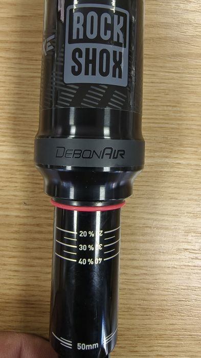 НОВ Заден амортисьор/Шок Rock Shox Deluxe Select 210x50mm